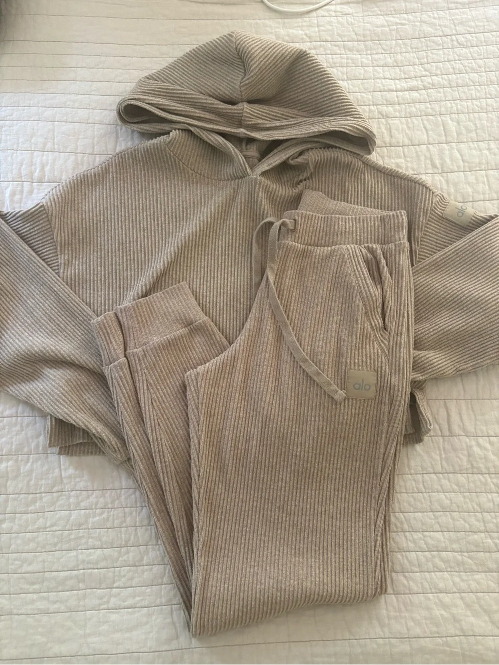 ALO Yoga Muse Set gravel heather (XS bottom/small top) - Picture 5 of 5